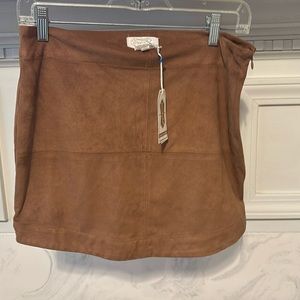 Mud pie faux suede skirt